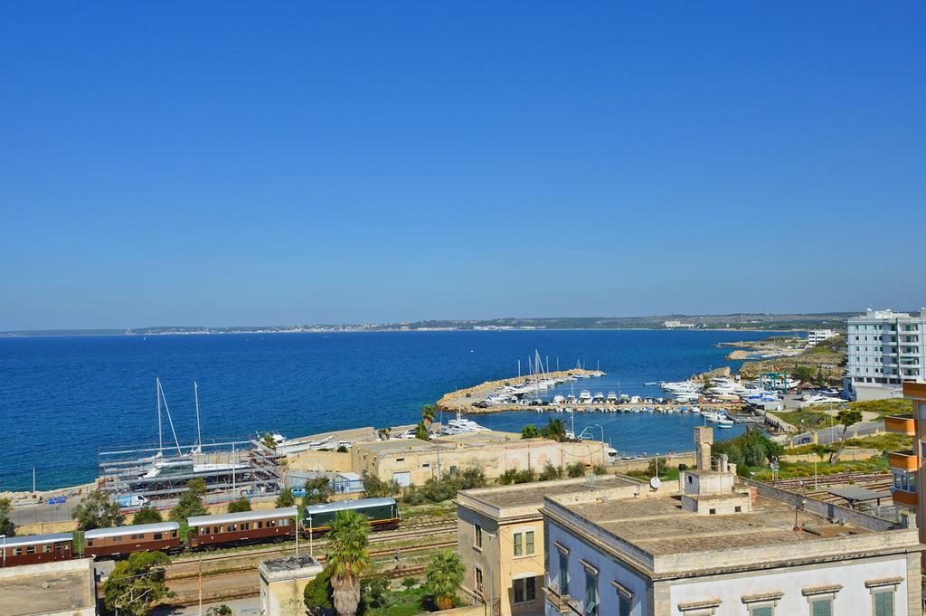 Palazzo Vallebona Gallipoli Exterior photo